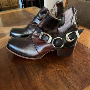 Bold Freebird by Steven booties for work or play - barely used